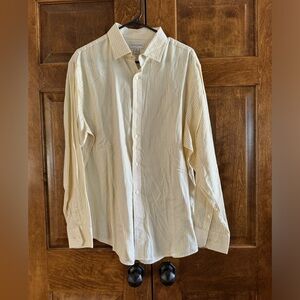 Banana Republic Yellow/White Striped Men's Casual Shirt - Size XL (17-17 1/2)
